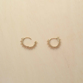 Boucles d'oreille COMÈTE créoles - plaqué or - Bijoux fantaisie femme | Votre boutique en ligne de bijoux fantaisie - yukablanc