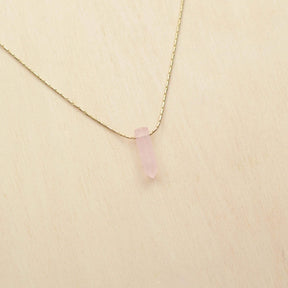 Collier GEMME - plaqué à l'or fin 24 carats & quartz rose - Bijoux fantaisie femme | Votre boutique en ligne de bijoux fantaisie - yukablanc